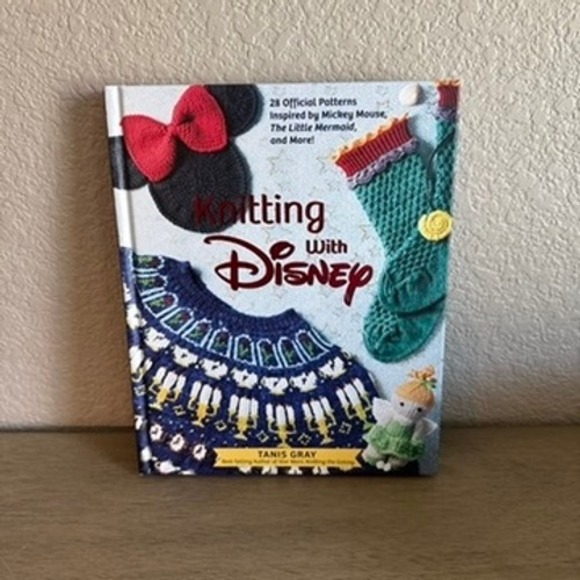 Knitting with Disney Book Tanis Gray 28 Official Patterns Mickey Mouse Mermaid - Picture 1 of 7
